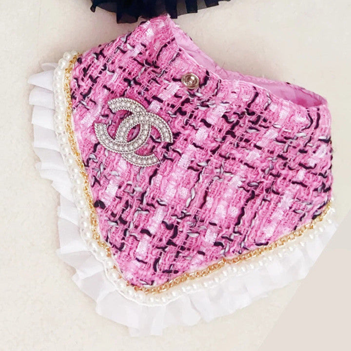 CHEWNEL BANDANA WITH PIN